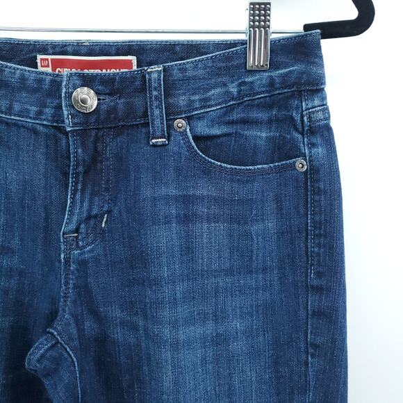 GAP Womens Curvy Straight Classic MidRise Medium Wash Whiskering Stretchy| 2R - Picture 4 of 10
